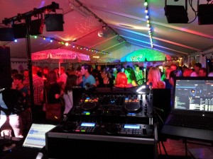 Zelt Disco mit Dj.Harry im Westerwald - Bühnenbeschallung  auch hier